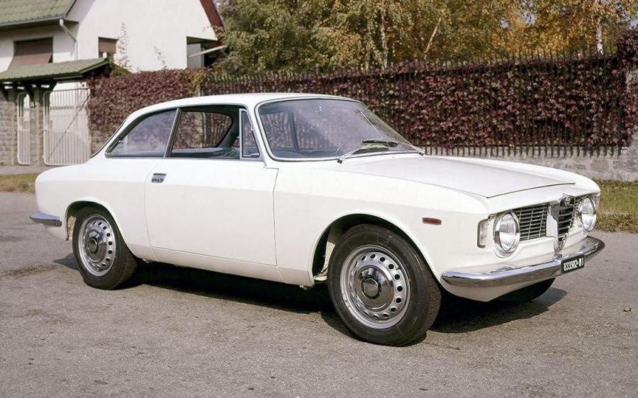 Alfa Romeo Giulia Sprint GT (105) '1963 - 66